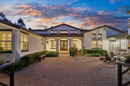 1150 Stony Brook Drive