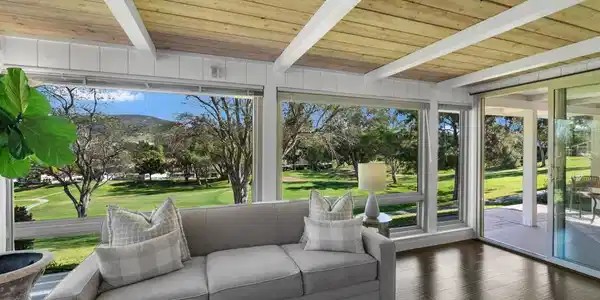 1247 La Casa Dr