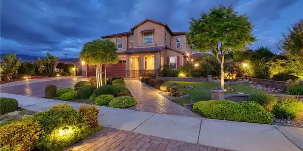 1640 Lucas Lane