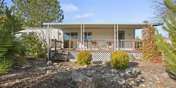 157 Oak Grove Parkway