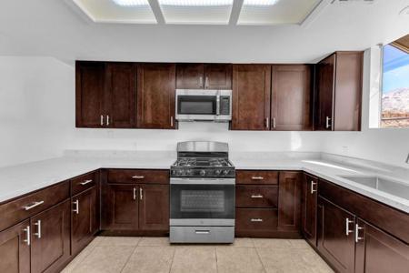 12735 Avenida Alta Loma