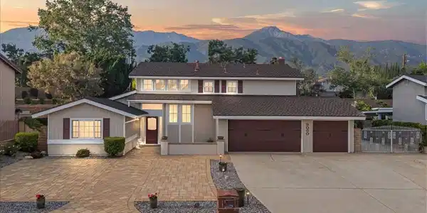 9060 Regency