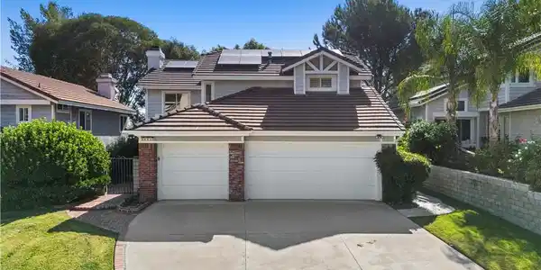 28610 Cloverleaf Place