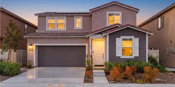 36985 Camino Springs