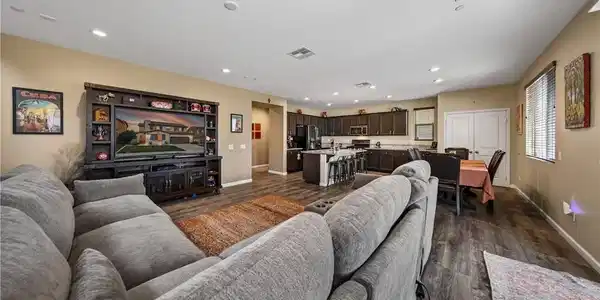 1335 Alpine Ave