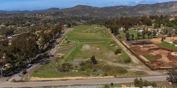 Artesian Rd & Camino Lima Parcel -32