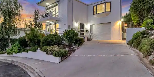 4392 Pampas Road