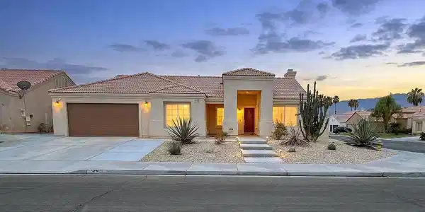 79285 Desert Crest