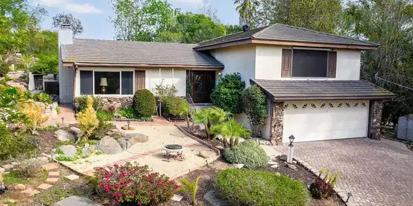 1438 Merritt Drive