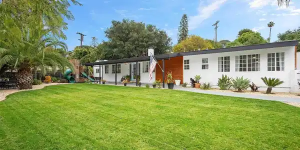 159 La Lomita Drive