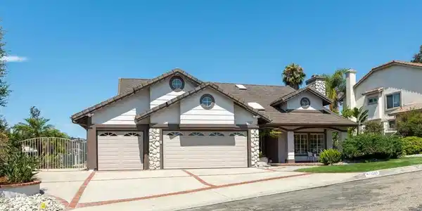 1337 Oak View Way