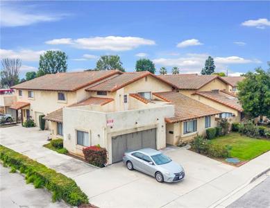 732 W Bagnall