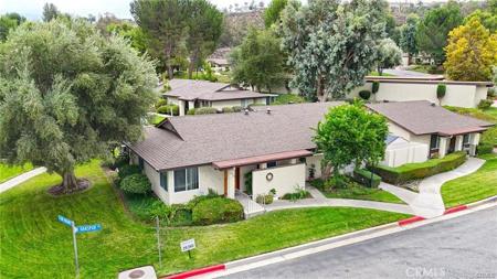 26360 Oakspur