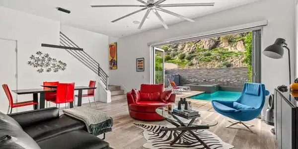 1231 Surrey Lane