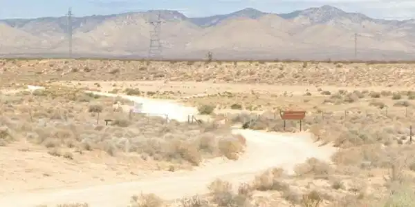 1 Horse Canyon Rd & w/o HWY 14