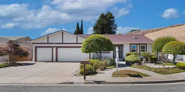 1091 Zamora Court
