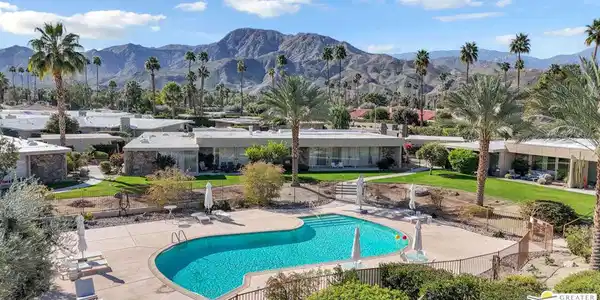1211 Tamarisk West Street