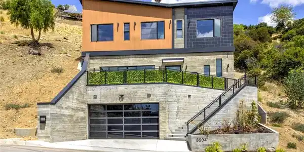 8504 Outland View