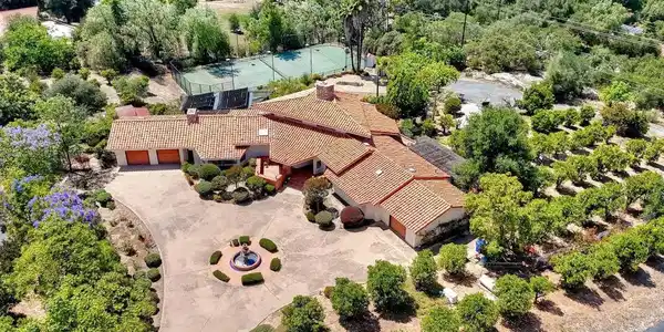 30458 Cool Valley Highlands Road