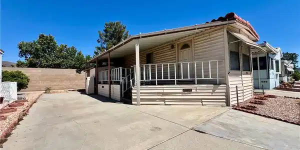 1239 Frontier Avenue