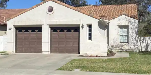 2386 Fallbrook Pl.