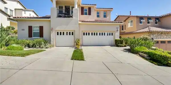8906 Cuyamaca