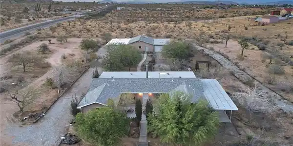 979 Old Woman Springs Road