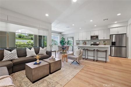 305 Blackrock
