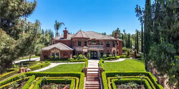 7190 Wyndham Hill