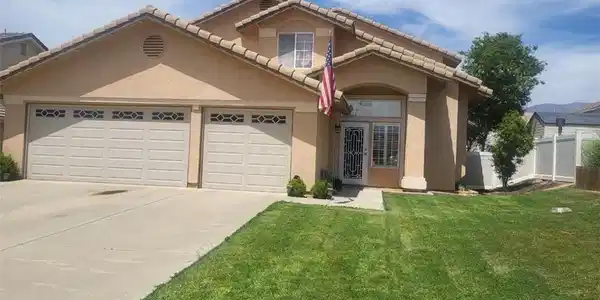566 Cedar View