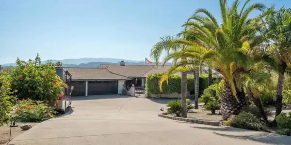 1524 Zutano  Lane