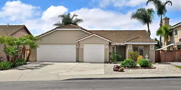 250 Del Mesa Ct