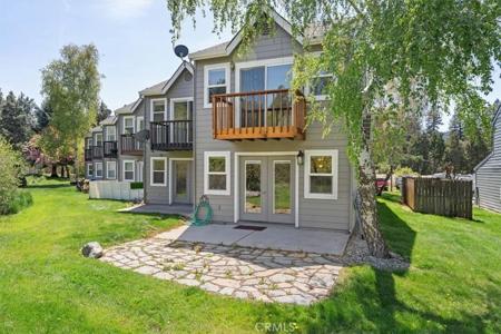 1422 Kingston Road