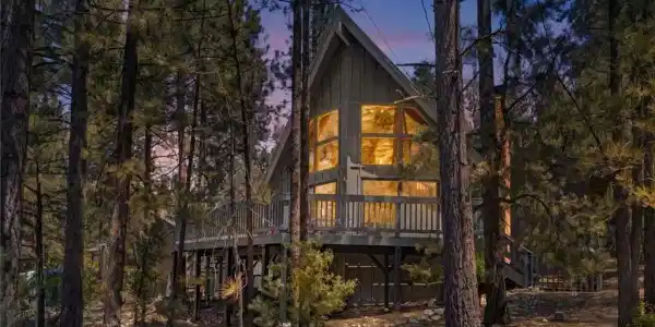 1604 Woodland Drive