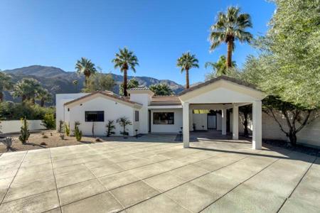 700 N Prescott Drive