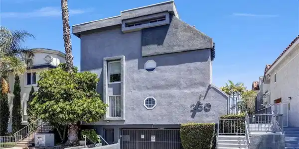 250 W Spazier Avenue