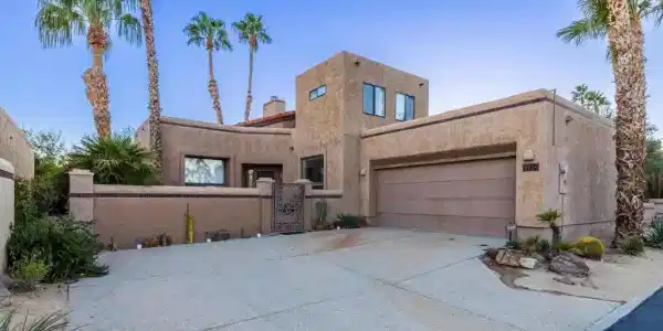 4728 Desert Vista Drive