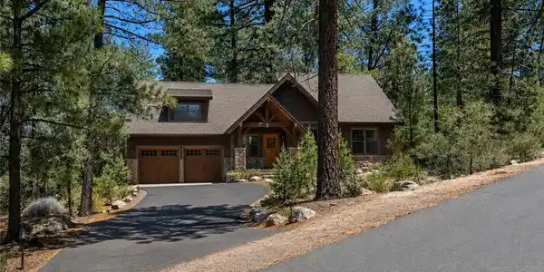2530 Brentwood Place