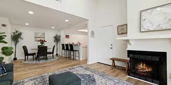 1015 Kent