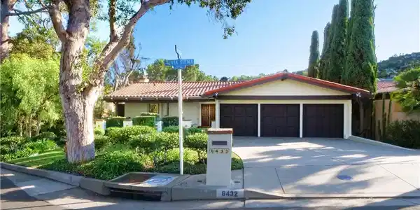 6432 Bramante Plaza
