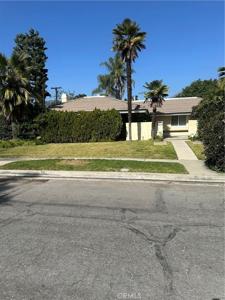 1669 N San Antonio