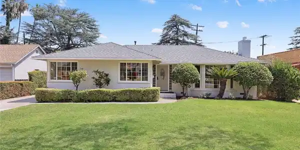 2030 Paloma Street