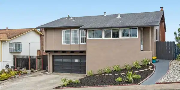 260 Lake Drive