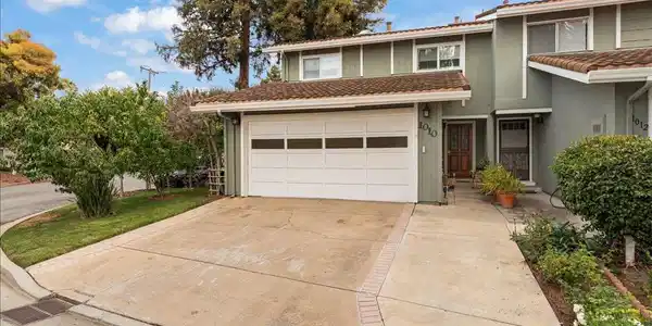 1010 Polk Lane
