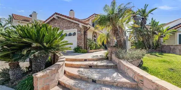 12045 Falcon Crest Way