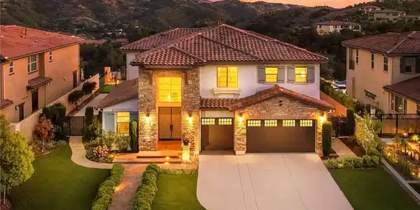 1079 Spring Oak Way