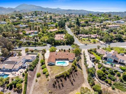 17648 Valle Verde Rd