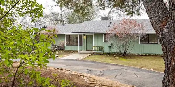 42058 Wild Stallion Court