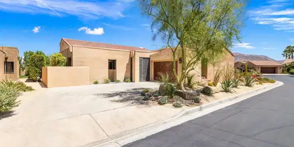 73183 Silverleaf Court
