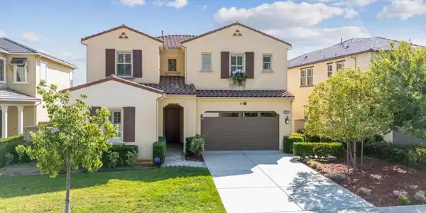 652 Desert Willow Road